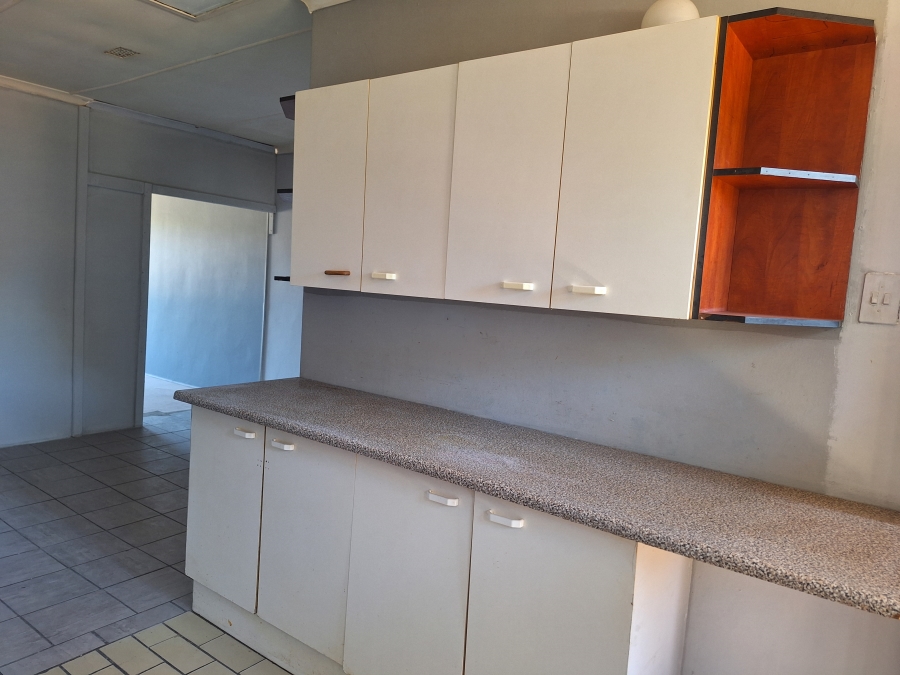 8 Bedroom Property for Sale in Retief Eastern Cape